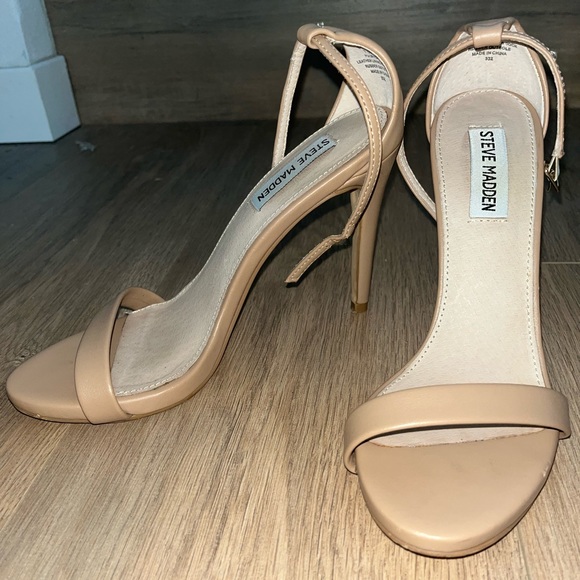 Steve Madden Nude Heeled Sandal - Picture 3 of 4